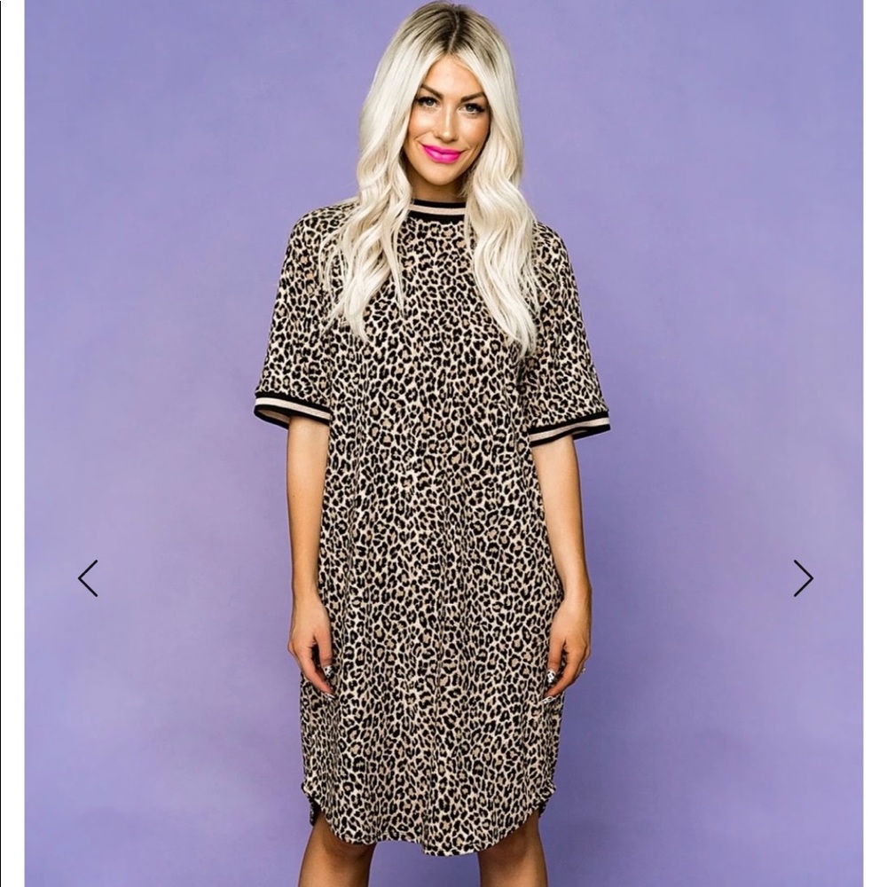 Leopard t shirt dress